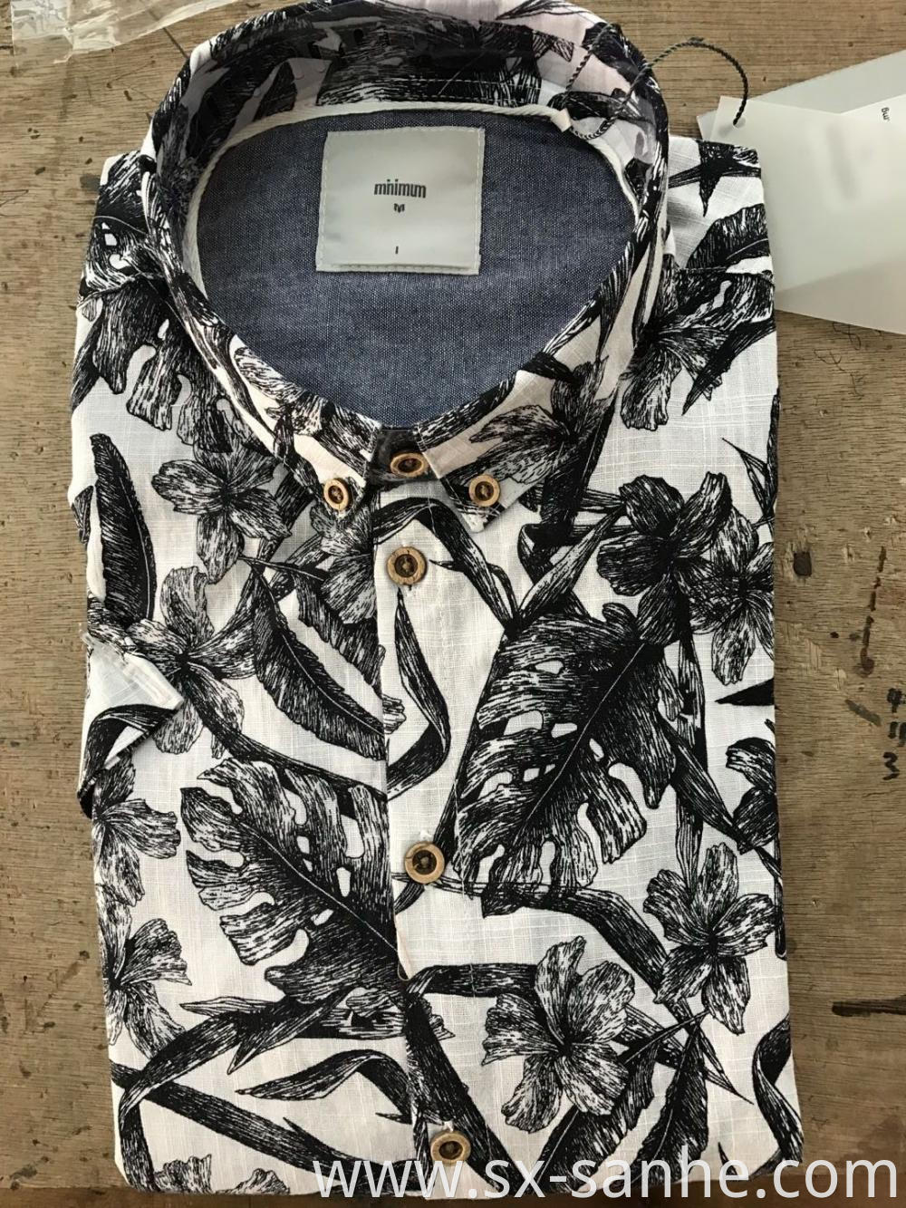 Men's Stylish Cotton Shirt With Large Floral Print